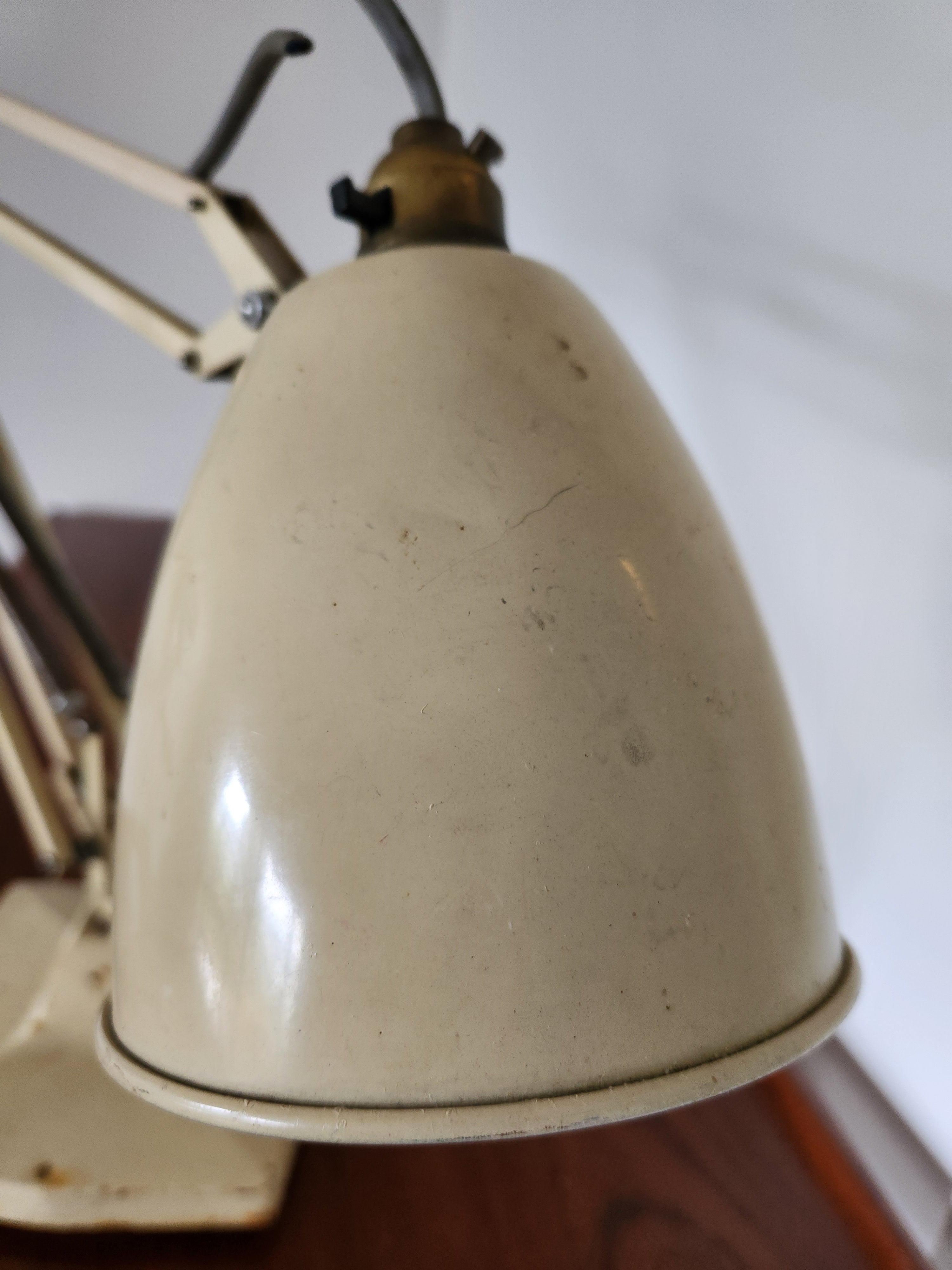 mid century anglepoise lamp close up of shade top