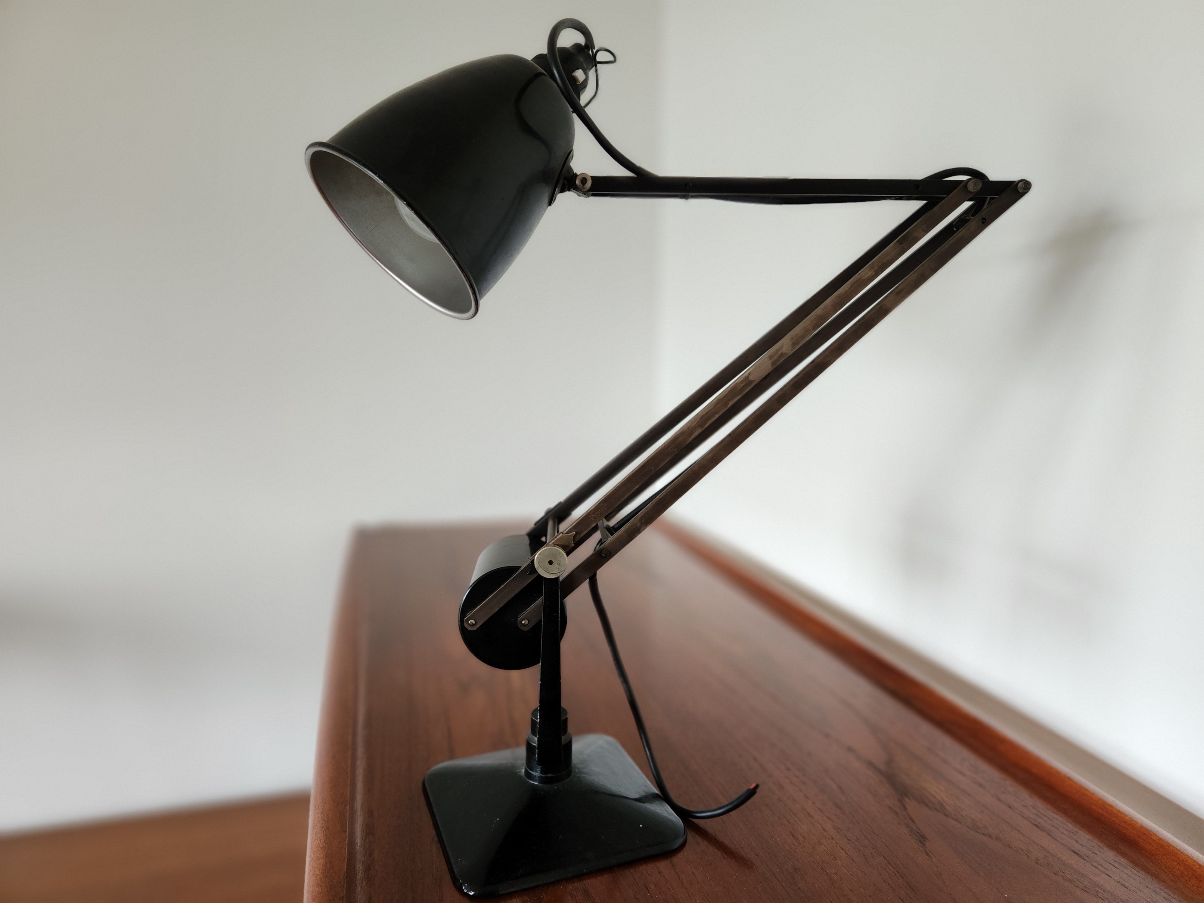 Black Hadrill Horstmann Anglepoise Counterbalanced Mid century lamp.