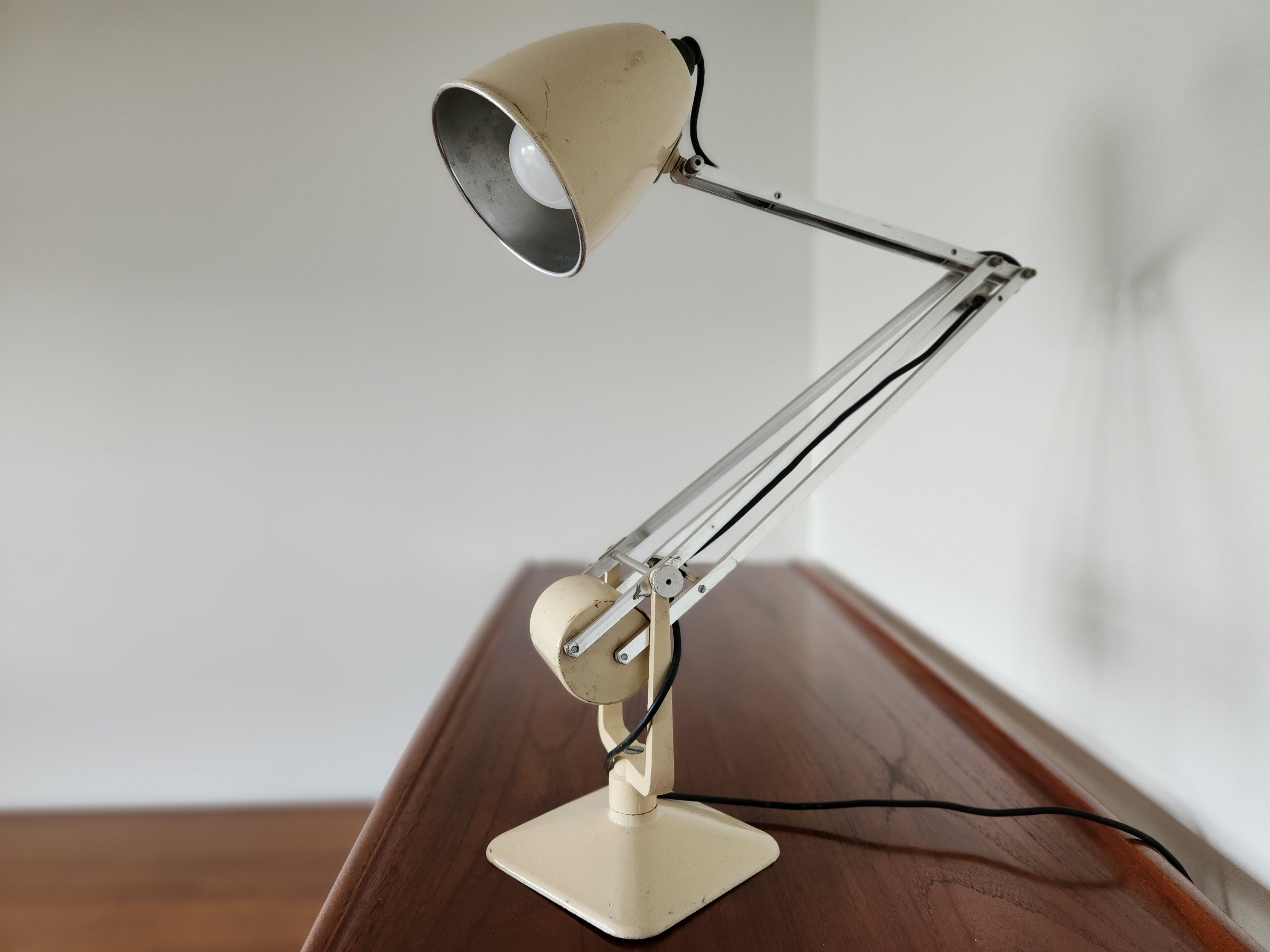 Mid Century Anglepoise lamp.