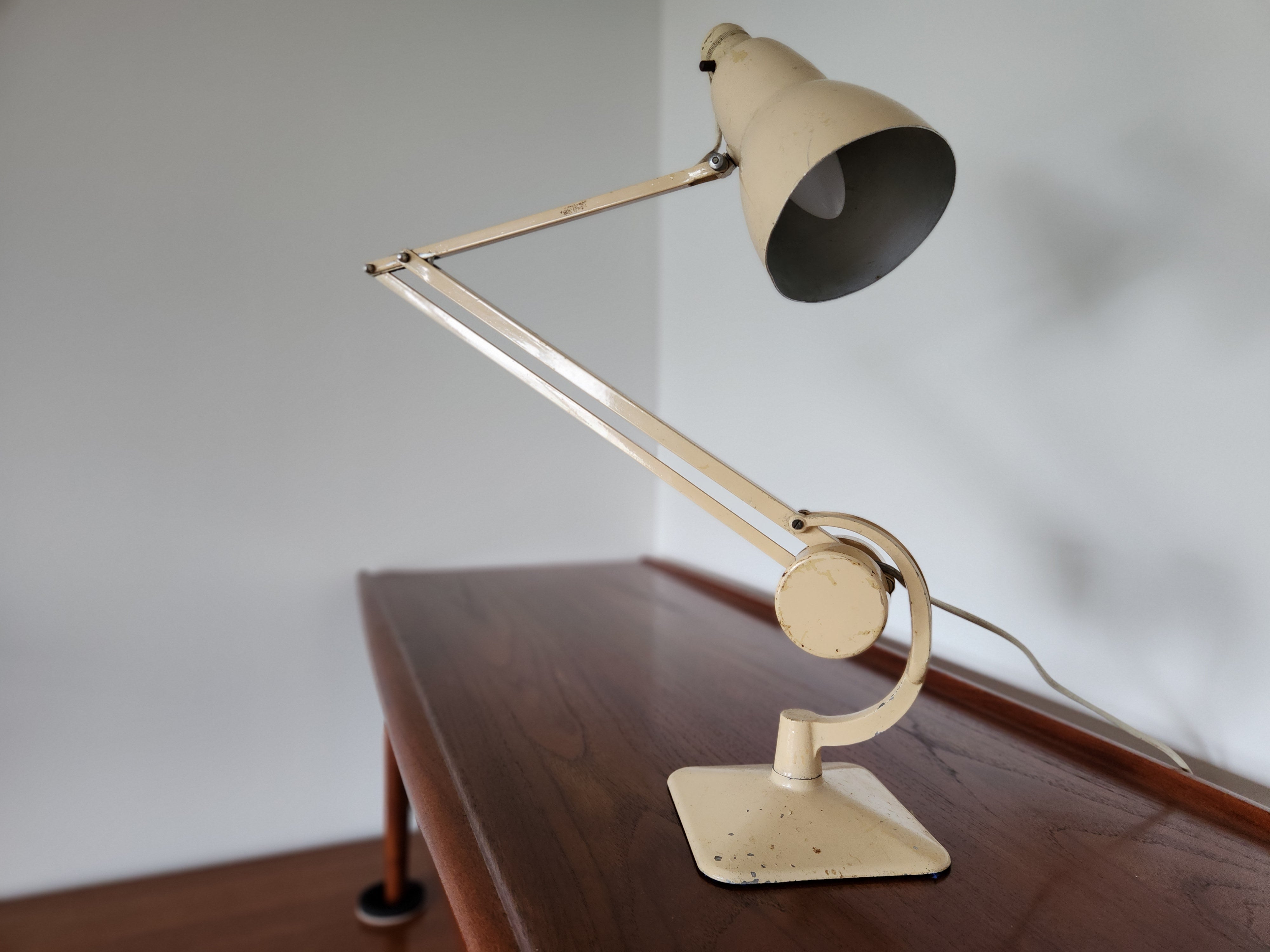 Mid Century Anglepoise lamp.