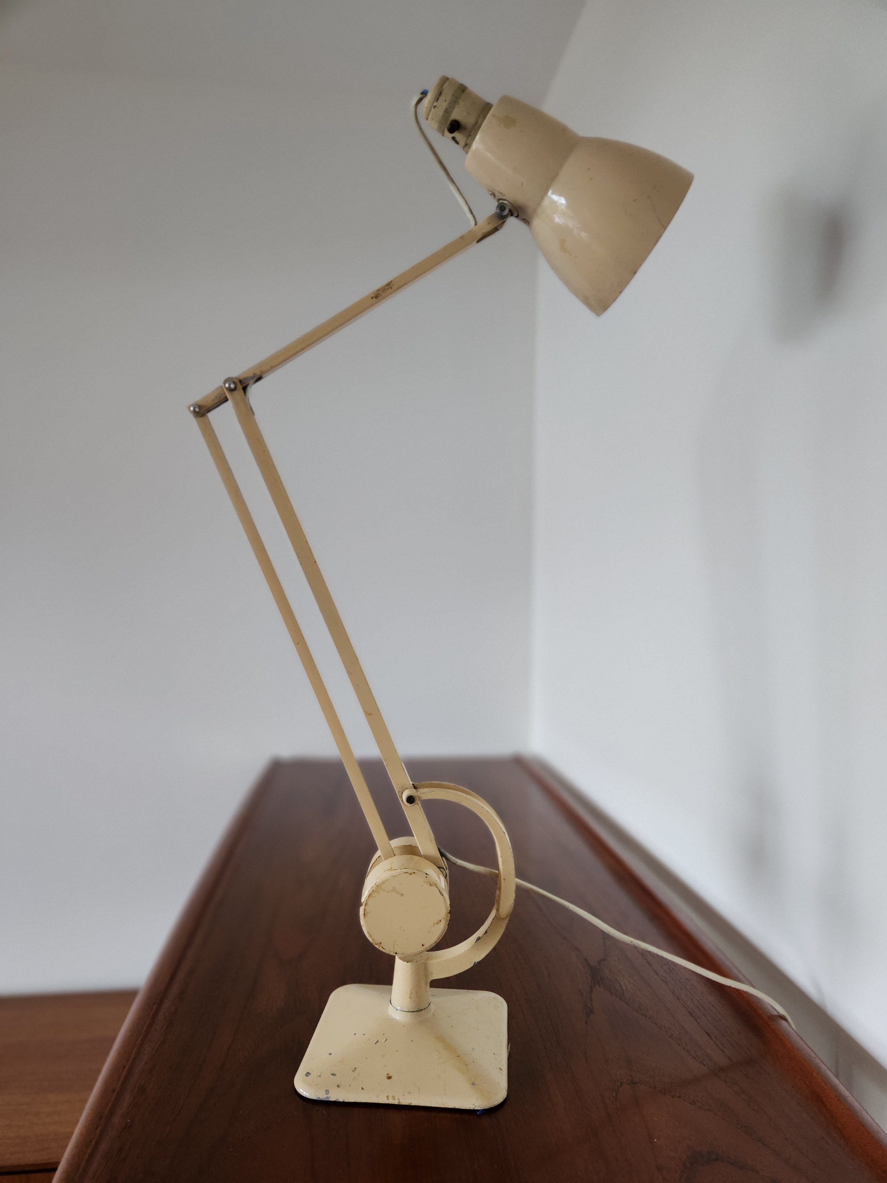 Mid Century Anglepoise lamp. Extended position.