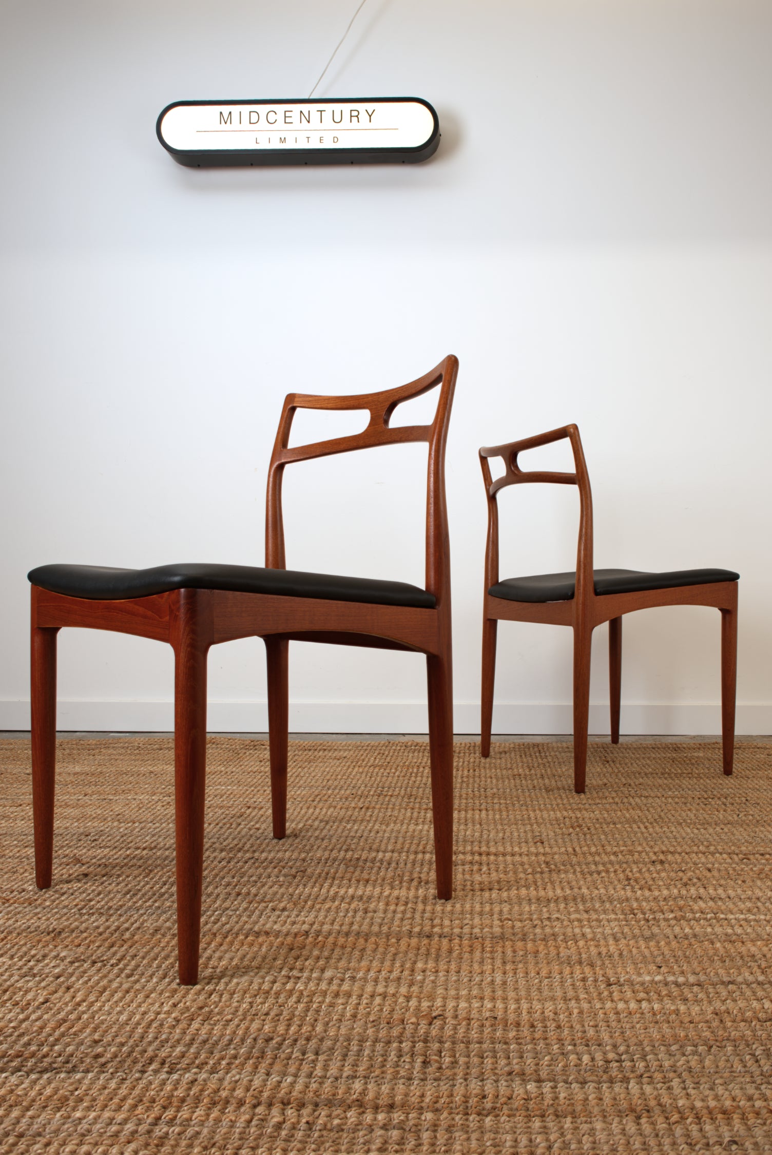Johannes Andersen - model 94 chairs - set of 5 (6)