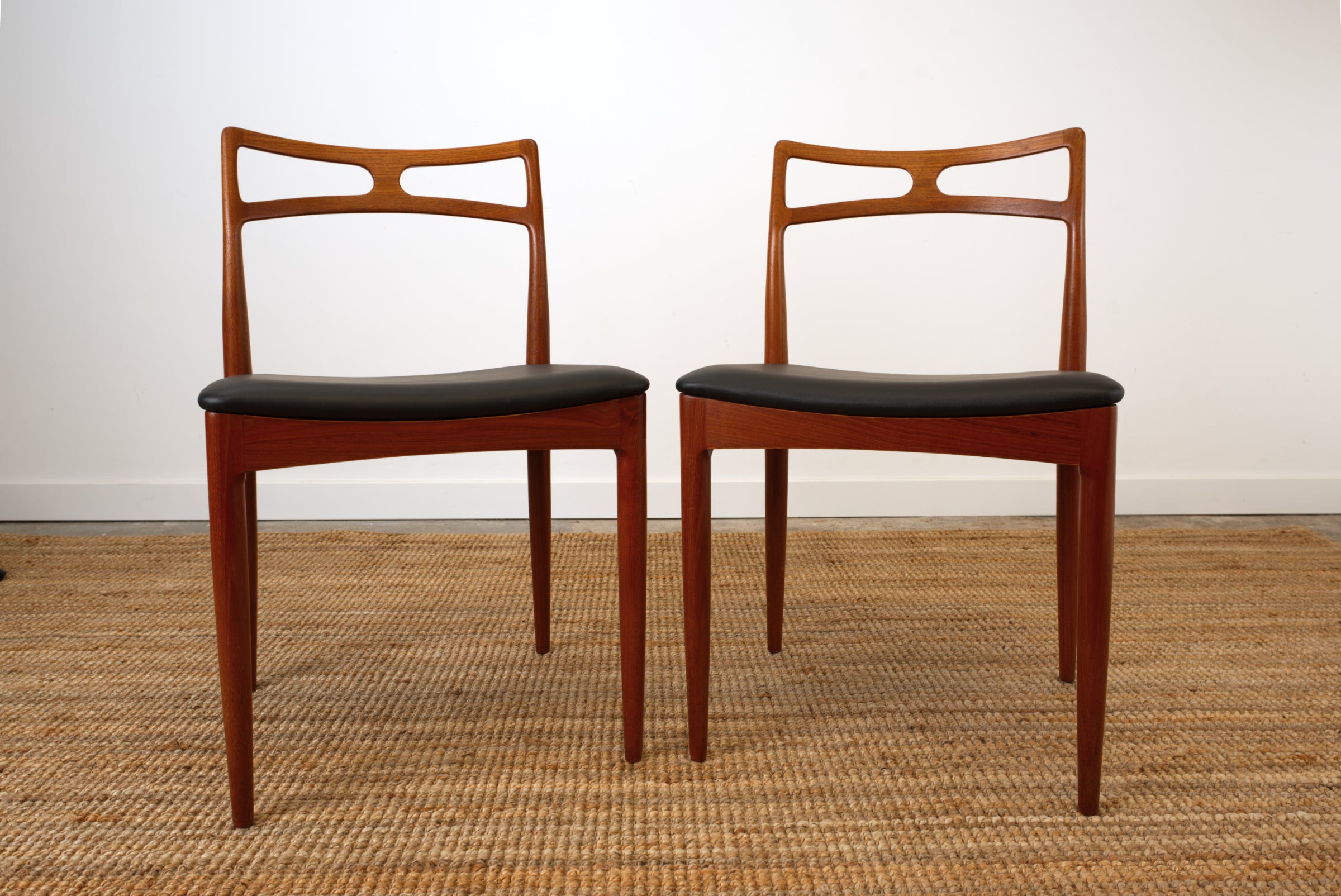 Johannes Andersen - model 94 chairs - set of 5 (6)