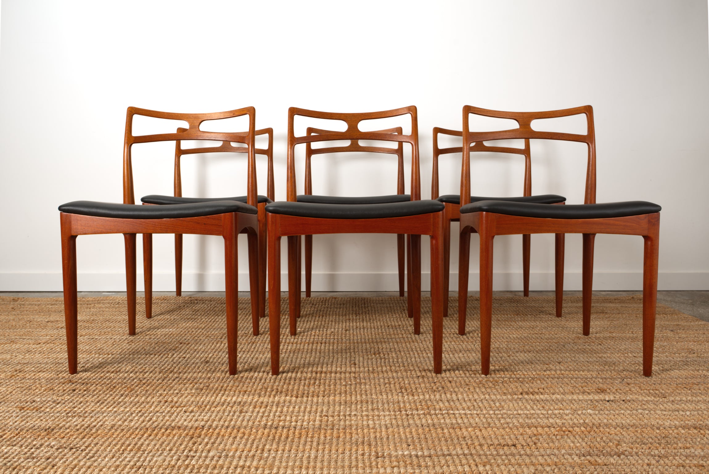 Johannes Andersen - model 94 chairs - set of 5 (6)