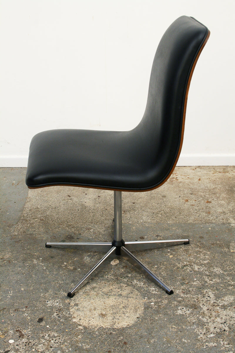 Rosewood Mid century swivel chair 1 in revolution. Side.