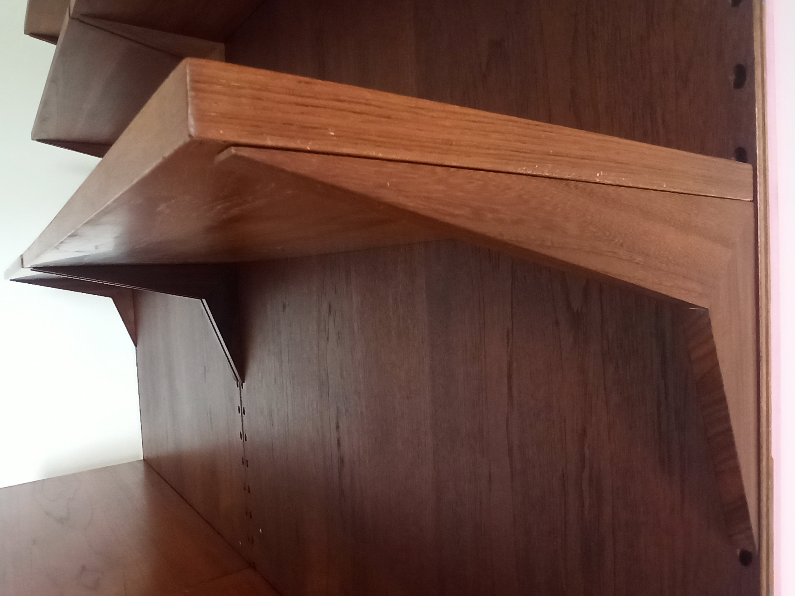 Danish Teak Cadovius system closeup of shelf and bracket.