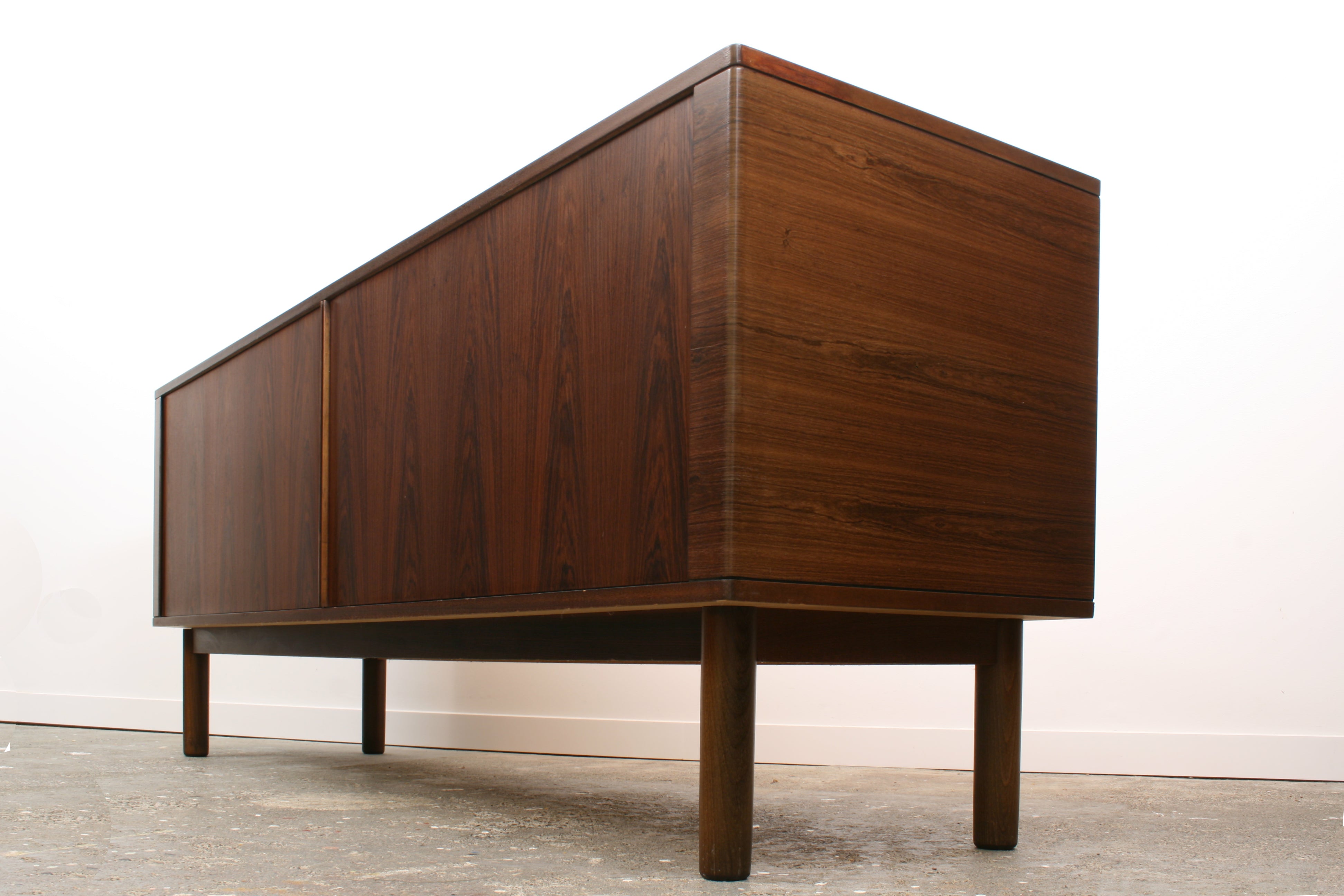 Danish Tambour sideboard by Hornslet Mobelfabrik. Seen from the right end panel. Highlighting the veneer wrap-around detail. 