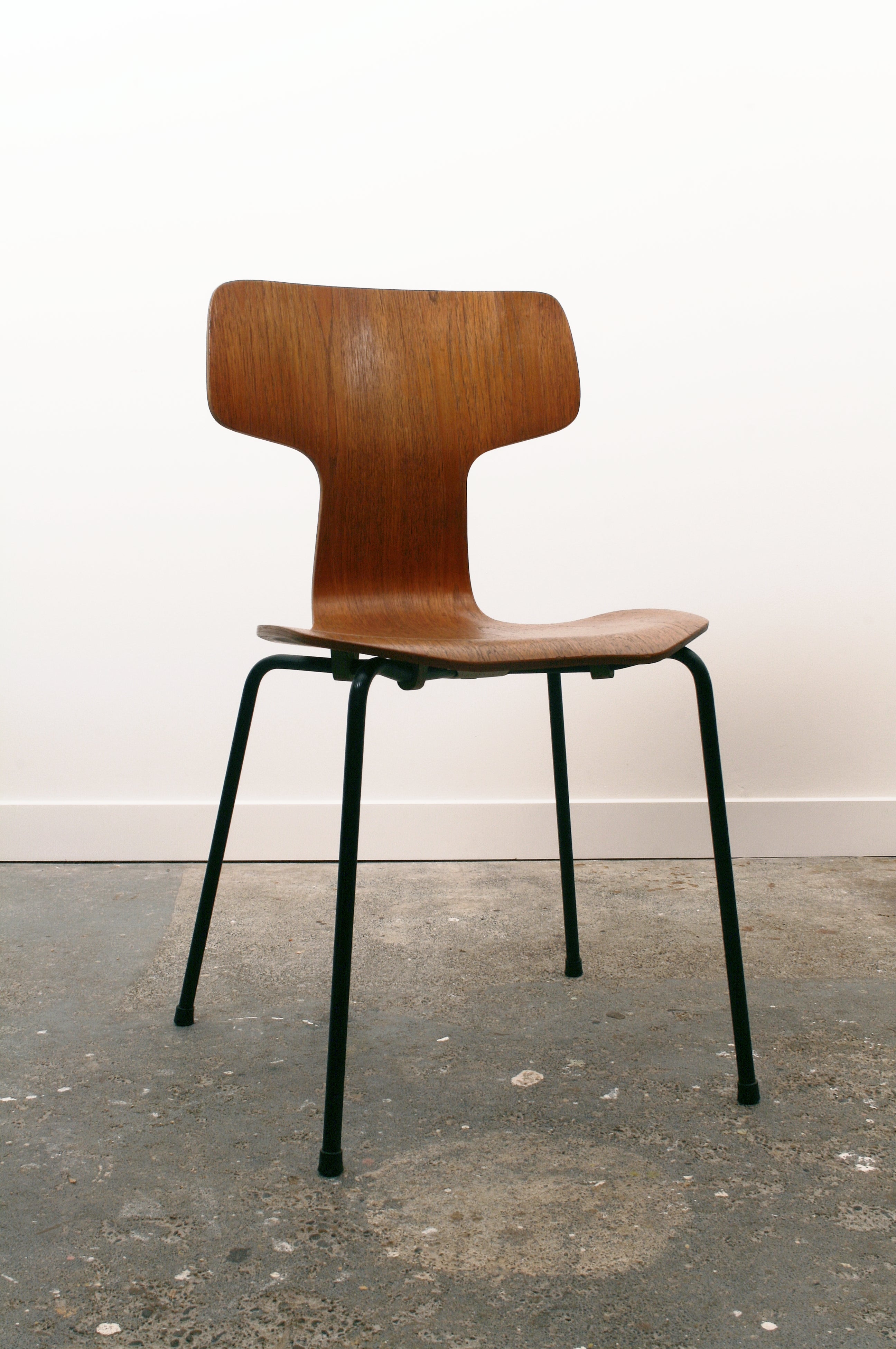 Teak Mid Century Dining Chair in detail. 