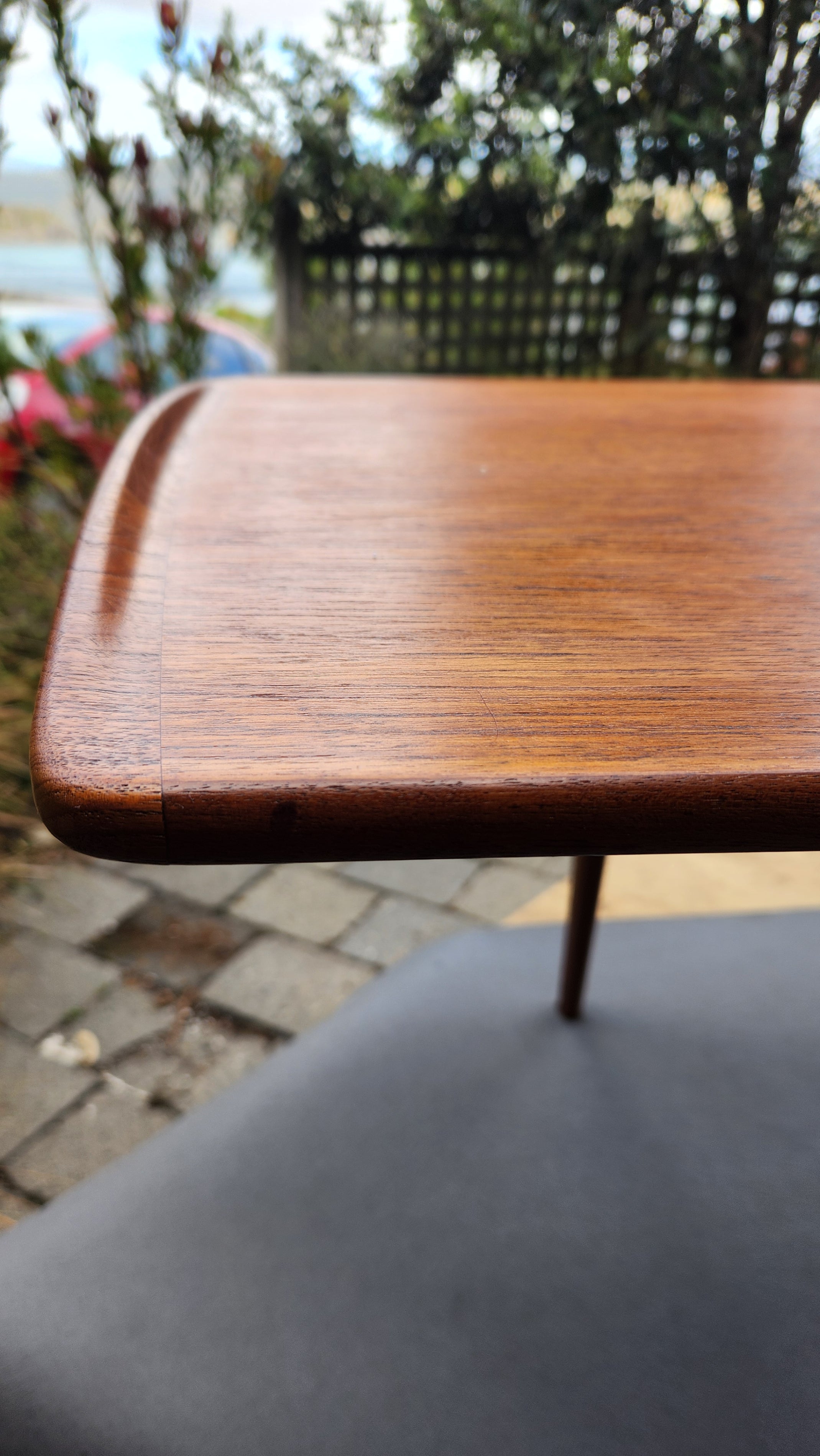 raised end detail