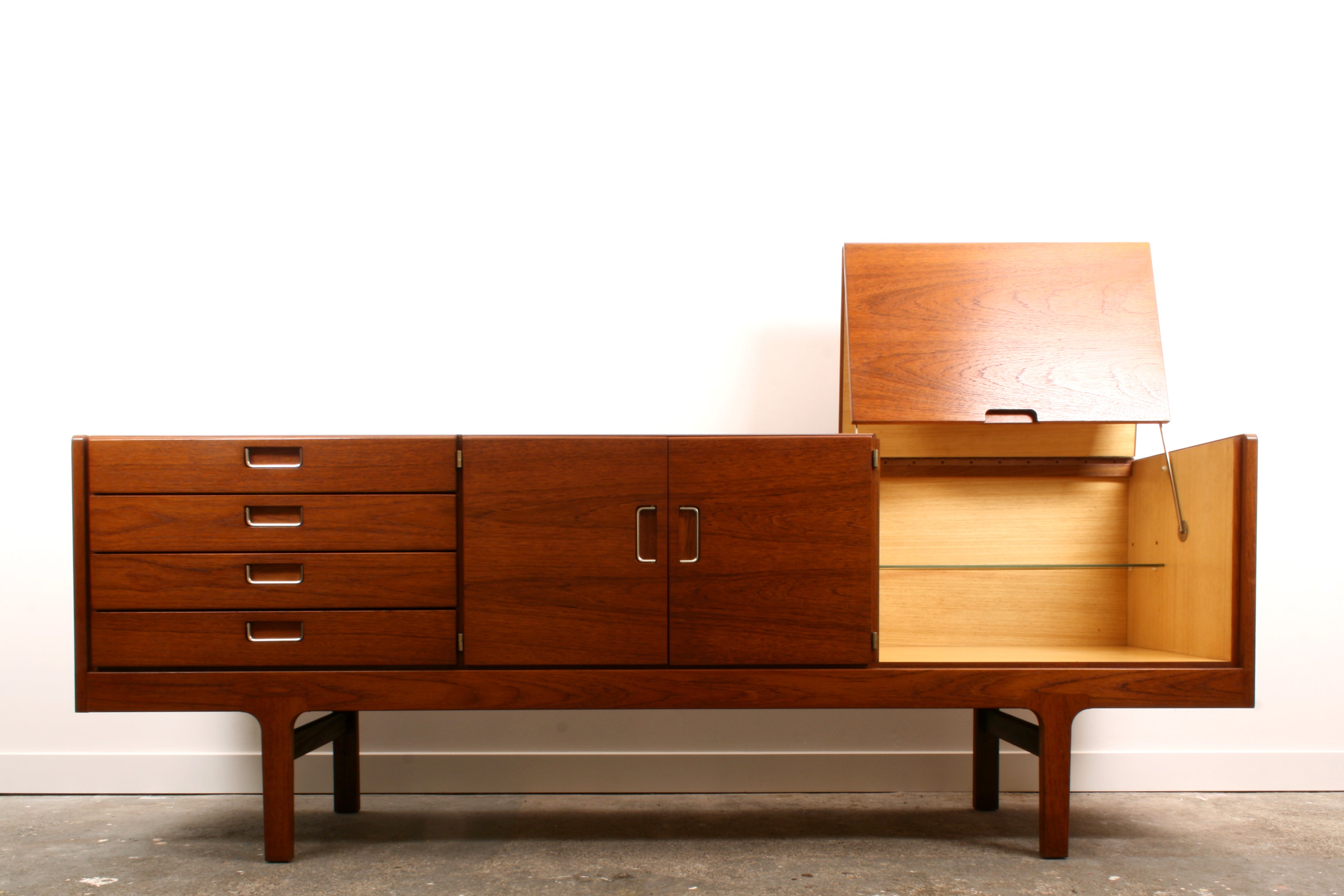 Meredew Mid Century Teak Sideboard with drinks cabinet open revealing maple interior.