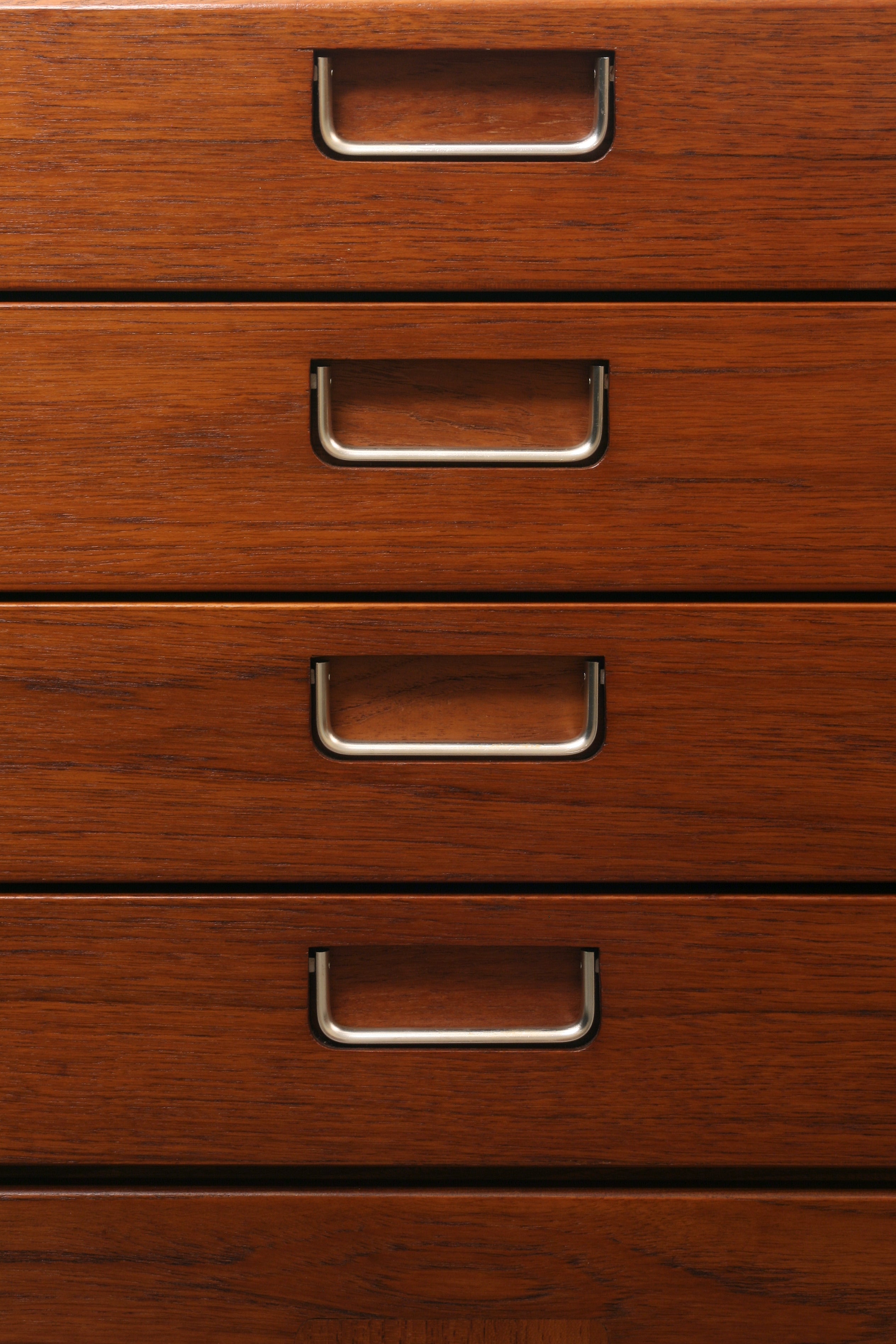 Meredew Mid Century Teak Sideboard closeup militaresque drawer handles.